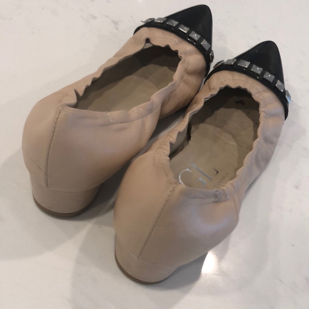 AGL, cap-toe, Leombruni pump, size 40 - Picture 4 of 5